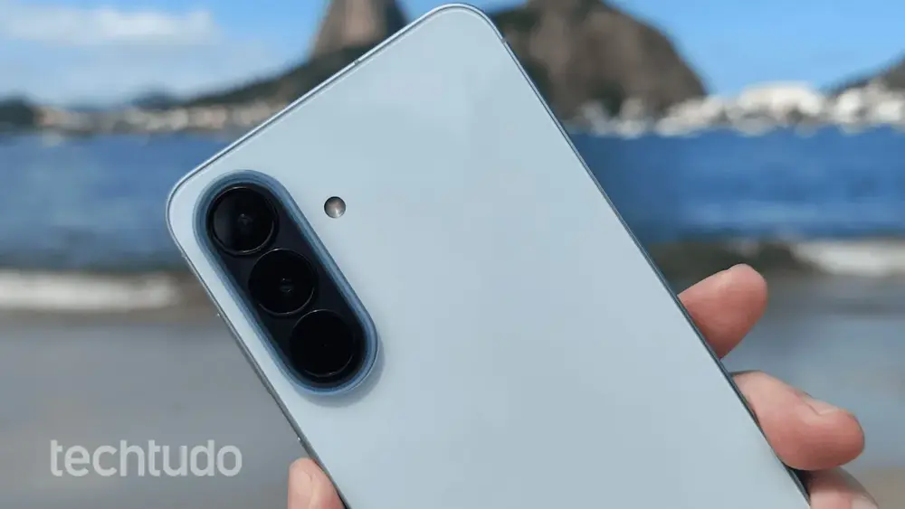 5 celulares para foto com preço no chão