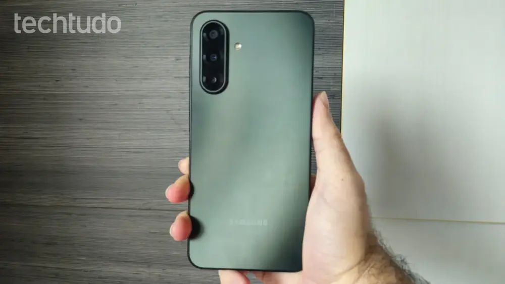 6 celulares até R$ 1.500 no 7.7