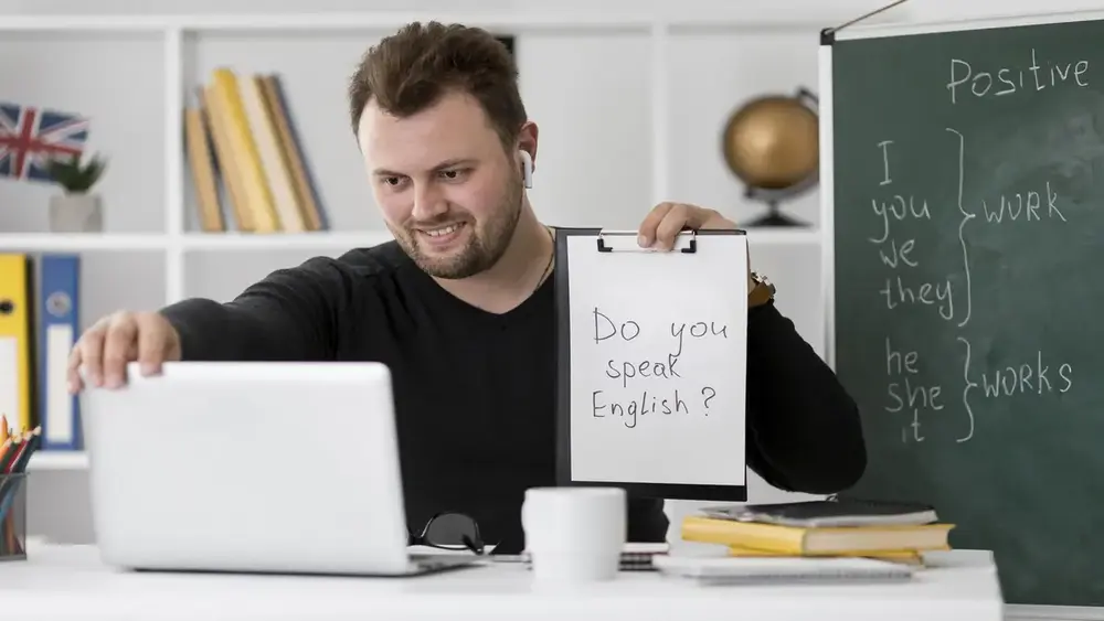 Aprender inglês numa escola vs. com um professor particular