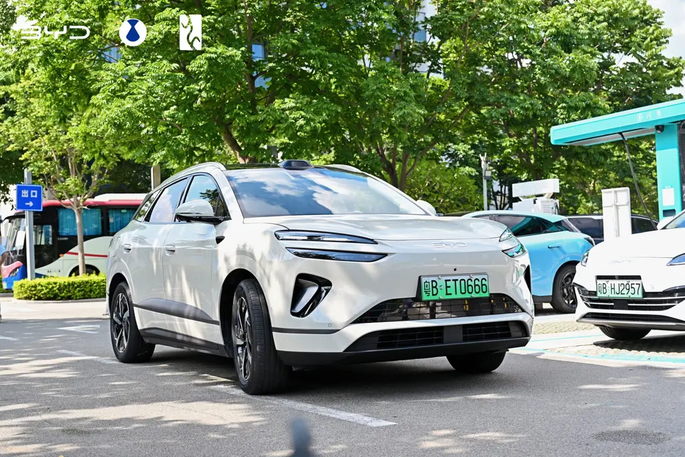 BYD lança chip de 4nm e cobertura total para direção autônoma