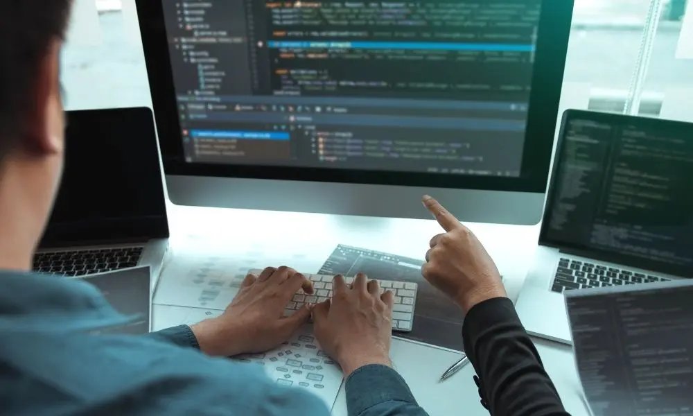 curso-analise-e-desenvolvimento-de-sistemas