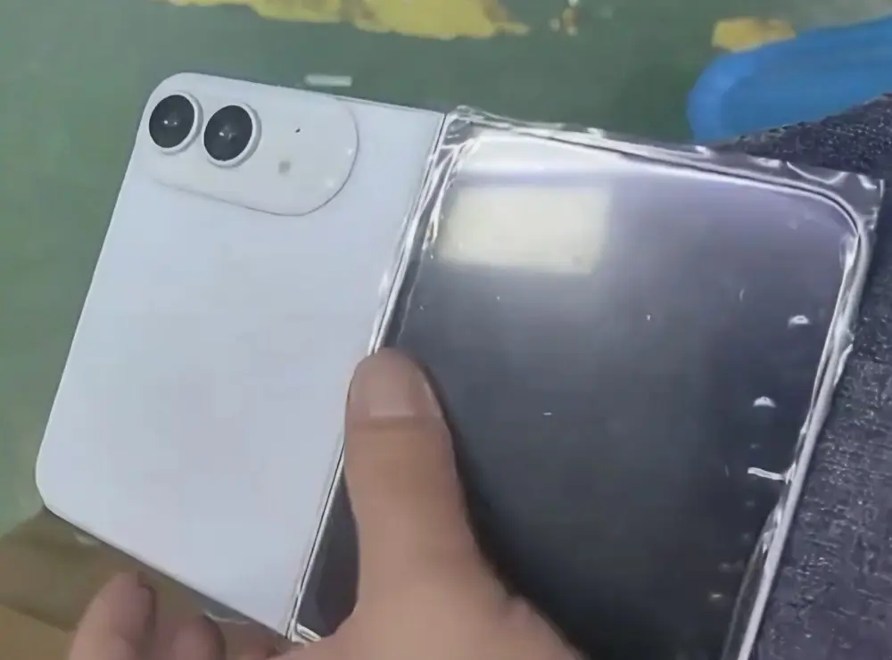 iPhone dobrável tem design e cor revelados em novo vazamento