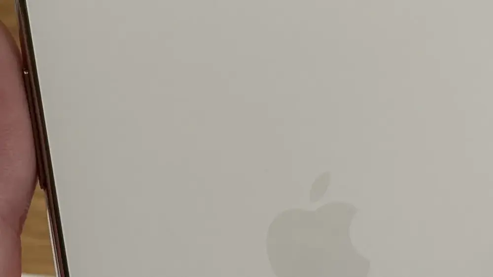 Mercado Livre derruba preço de iPhone 512GB