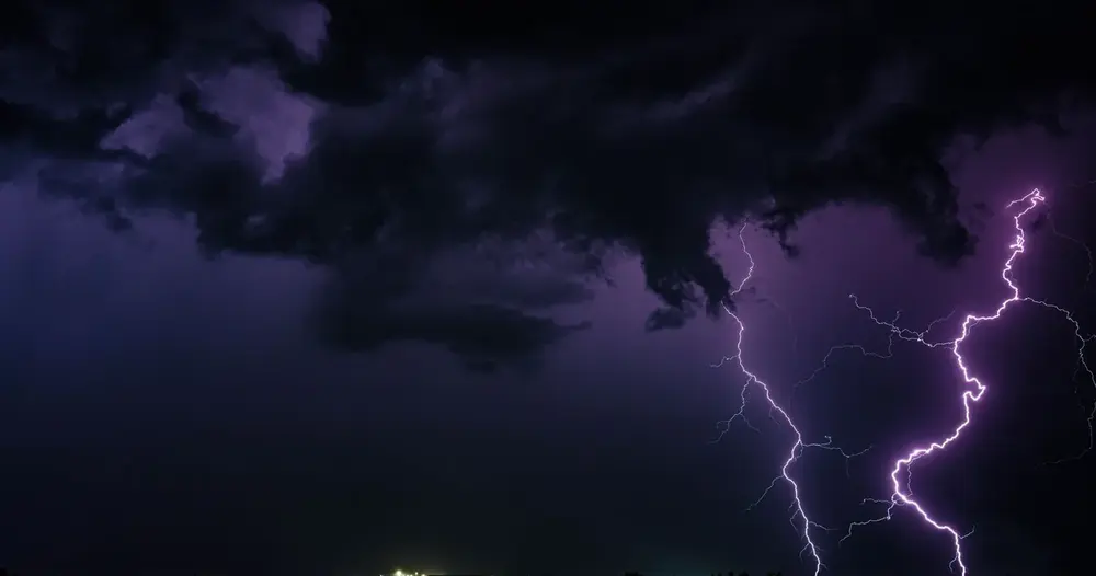 queda de energia em temporal