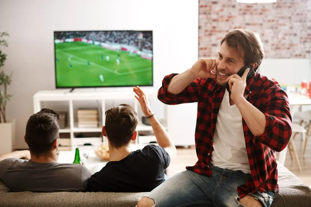 Smart TV 32" até R$ 1.100: 4 opções para a Copa 2026 no Magalu